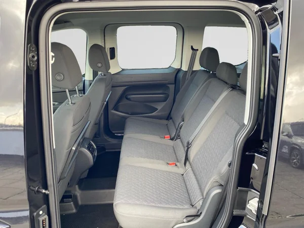 VOLKSWAGEN Caddy (2025) — foto 2 van 18