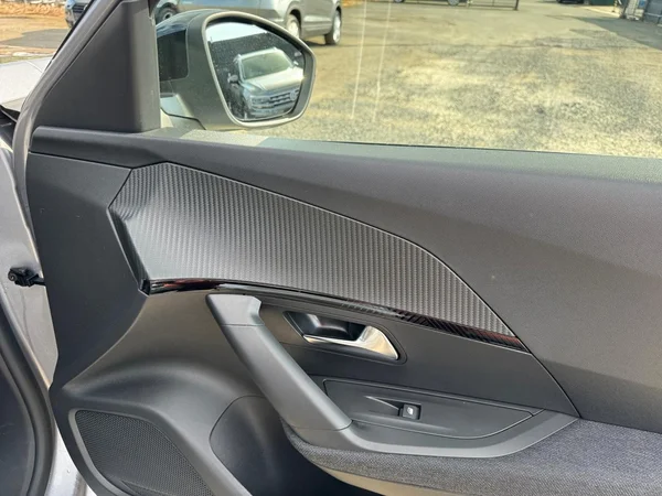 PEUGEOT 2008 (2025) — foto 9 van 24