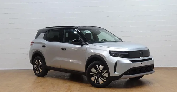 Opel Frontera (2025) — foto 18 van 24