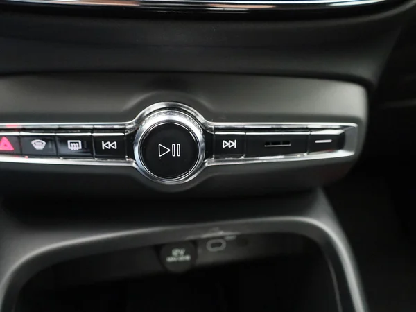Volvo XC40 (2023) — foto 14 van 41