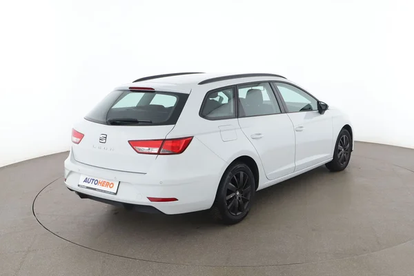 Seat Leon (2019) — foto 12 van 16