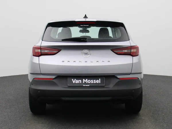 Opel Grandland (2022) — foto 30 van 34