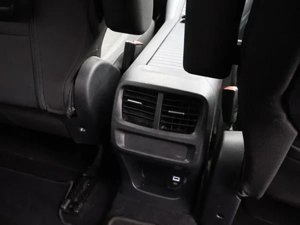 Opel Combo Life (2025) — foto 21 van 28