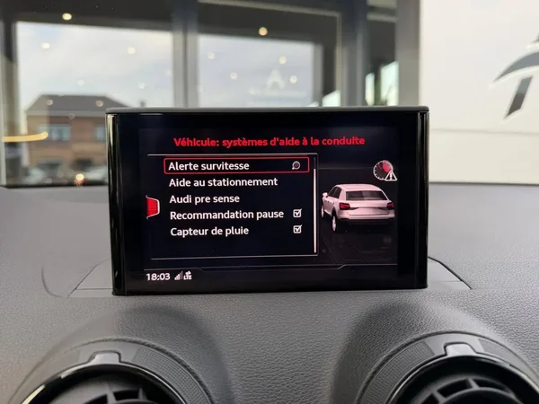 Audi Q2 (2017) — foto 3 van 19