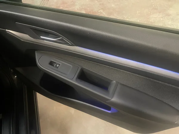 VOLKSWAGEN Golf VIII (2022) — foto 7 van 19