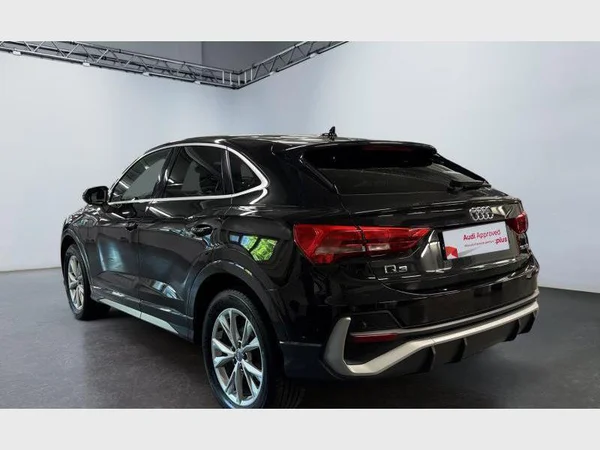 Audi Q3 Sportback (2020) — foto 24 van 27