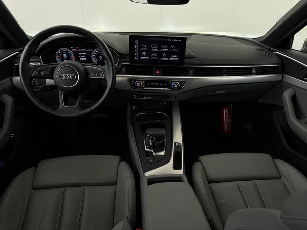 AUDI A4 (2022) — foto 30 van 30