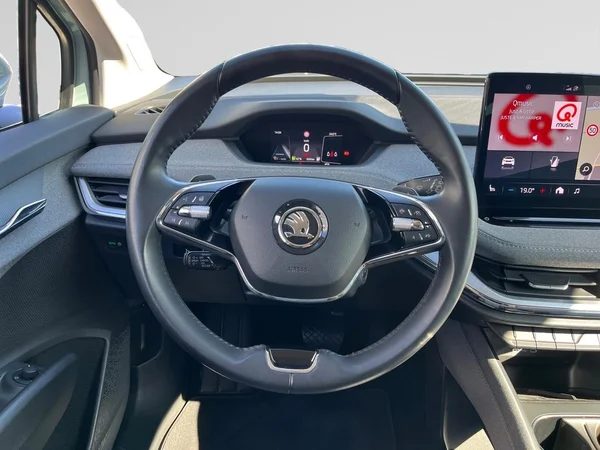 SKODA Enyaq (2023) — foto 22 van 22