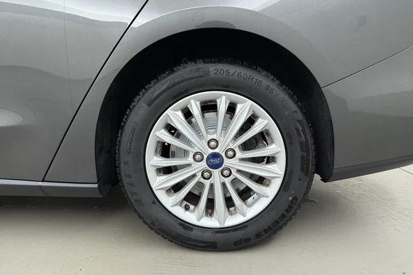 Ford Focus Sw (2022) — foto 17 van 20