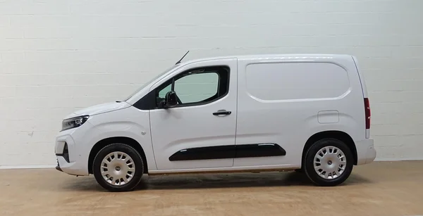 Opel Combo (2025) — foto 23 van 25