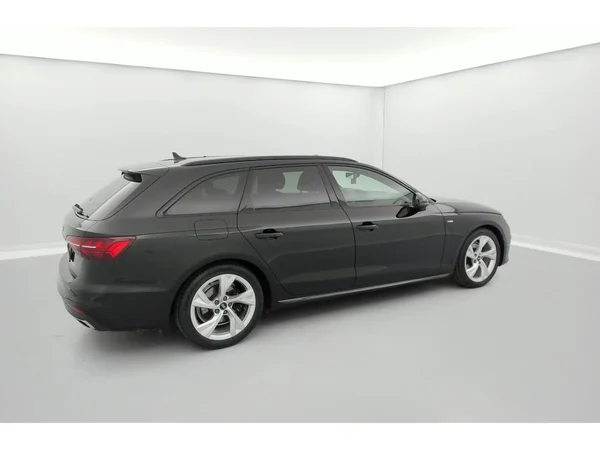 AUDI A4 Avant (2022) — foto 29 van 36
