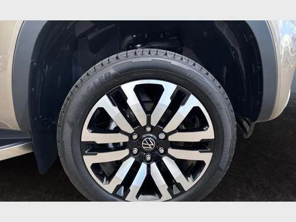 VOLKSWAGEN Amarok Double Cab (2026) — foto 19 van 19