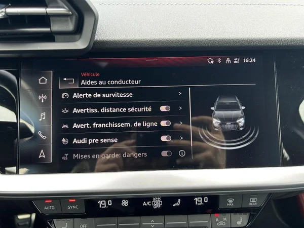 AUDI A3 Sportback (2023) — foto 19 van 34