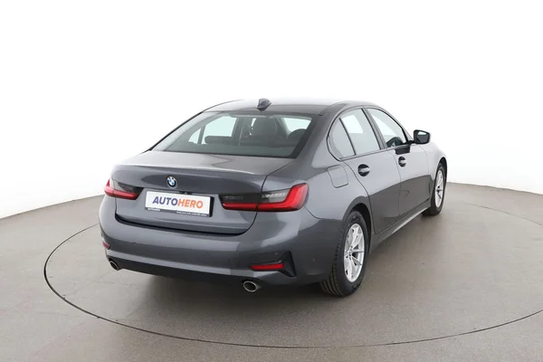 BMW 3-serie (2021) — foto 12 van 16