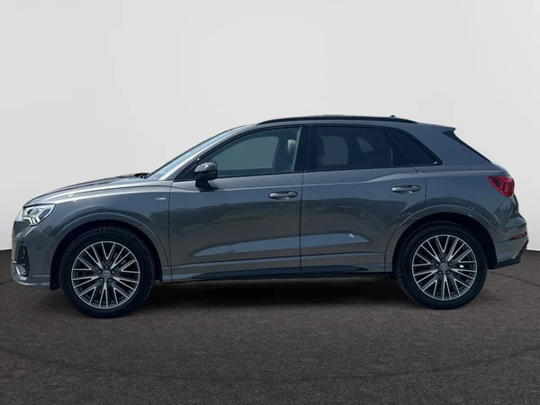 AUDI Q3 (2019) — foto 12 van 24