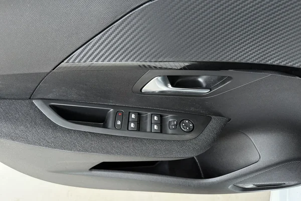 Peugeot 208 (2025) — foto 8 van 16