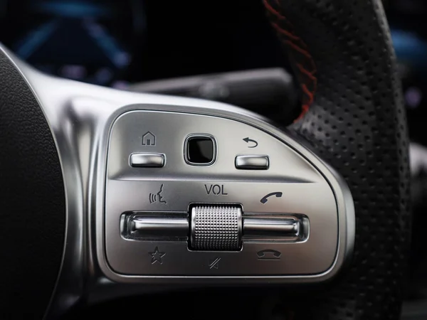 Mercedes-Benz EQA (2021) — foto 22 van 48