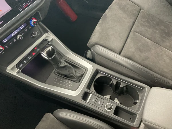 AUDI Q3 Sportback (2020) — foto 34 van 36