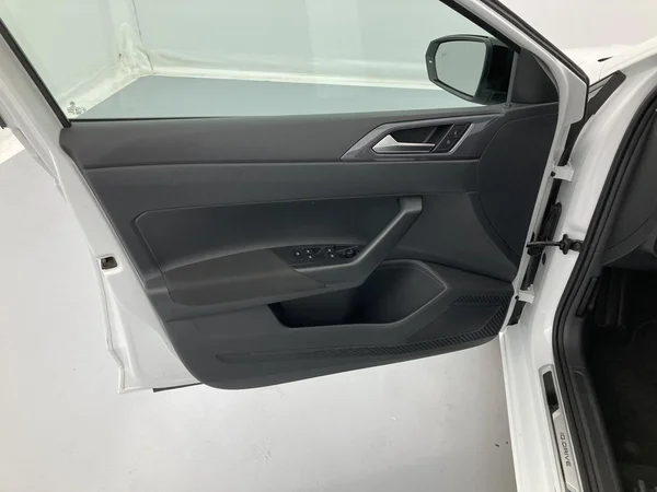 VOLKSWAGEN Polo (2020) — foto 14 van 35