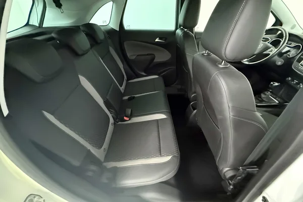 Opel Crossland (2021) — foto 28 van 28