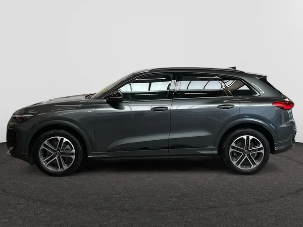 AUDI Q5 Dsl (2025) — foto 12 van 24