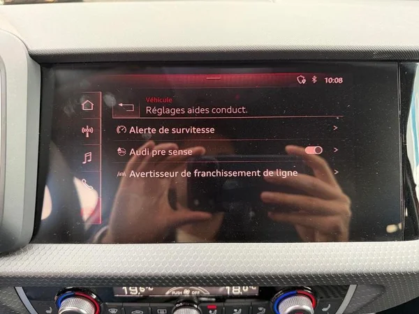 AUDI A1 Citycarver (2021) — foto 11 van 23