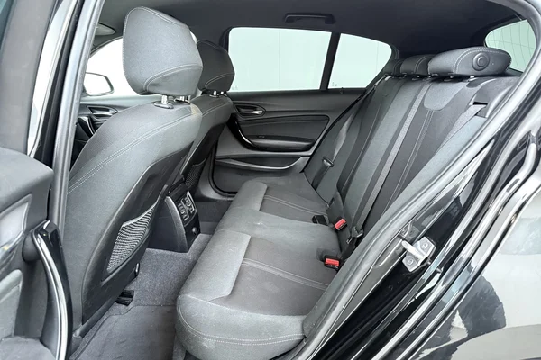 BMW 1 HATCH (2019) — foto 18 van 19