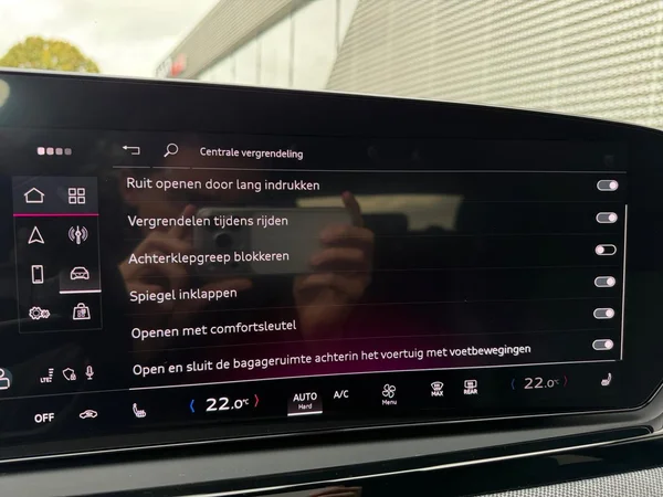 AUDI A5 Avant (2025) — foto 13 van 24