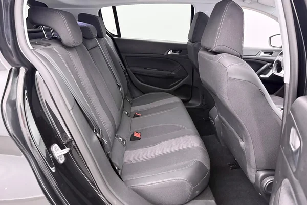 Peugeot 308 (2020) — foto 4 van 41