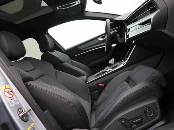 AUDI A6 Avant (2025) — foto 2 van 24