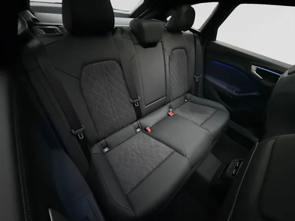 AUDI A5 Avant e-hybrid (PHEV) (2025) — foto 19 van 24