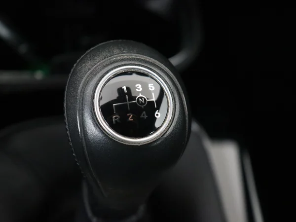MERCEDES CLA 180 (2020) — foto 4 van 27