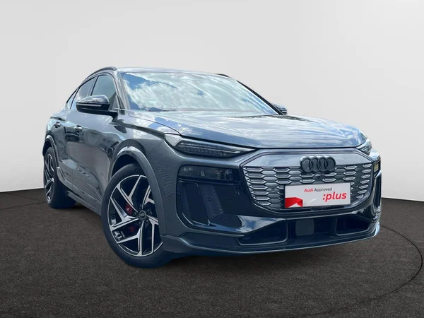 AUDI SQ6 Sportback e-tron (2025) — foto 20 van 24