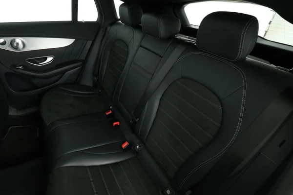 Mercedes-Benz Eqc (2021) — foto 5 van 16