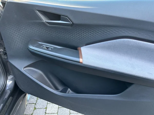 CUPRA Born (2023) — foto 15 van 27