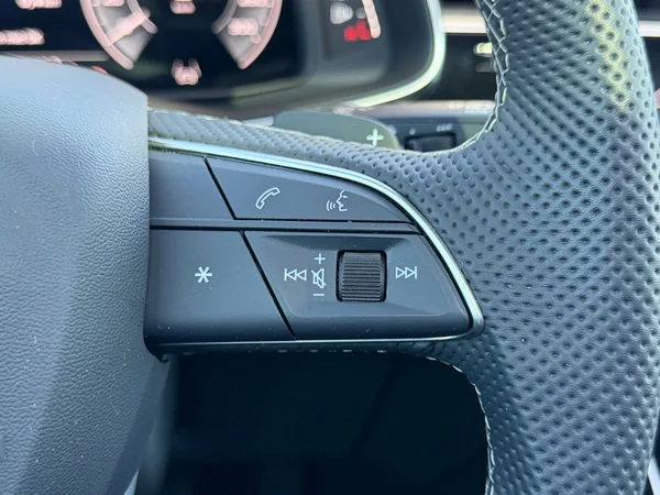 AUDI Q7 (2024) — foto 3 van 20