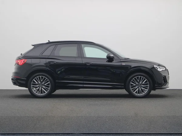 AUDI Q3 (2023) — foto 19 van 21