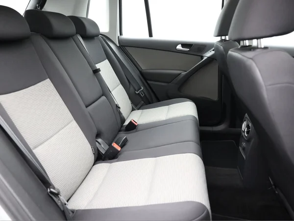 VOLKSWAGEN Tiguan (2016) — foto 19 van 19