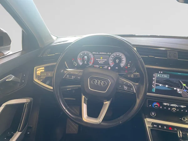 AUDI Q3 Sportback (2021) — foto 3 van 21