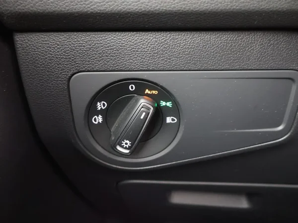 Volkswagen Tiguan Allspace (2021) — foto 14 van 31