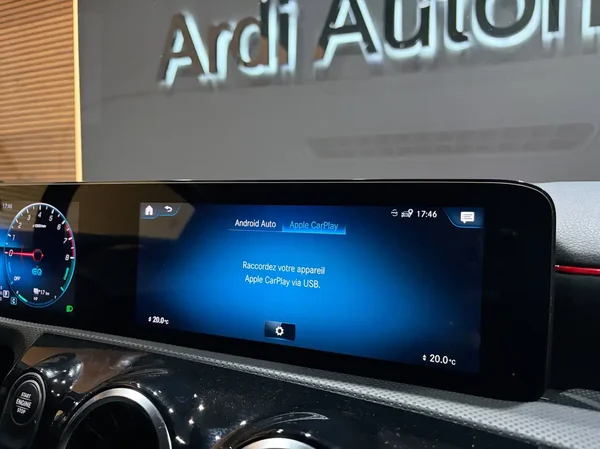 Mercedes-Benz A (2021) — foto 6 van 25