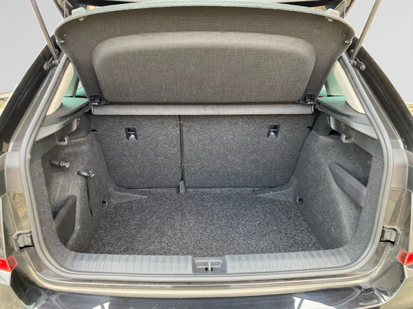 SKODA Kamiq (2023) — foto 7 van 17