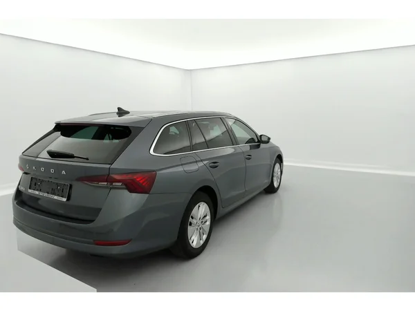 SKODA Octavia Combi (2021) — foto 36 van 36