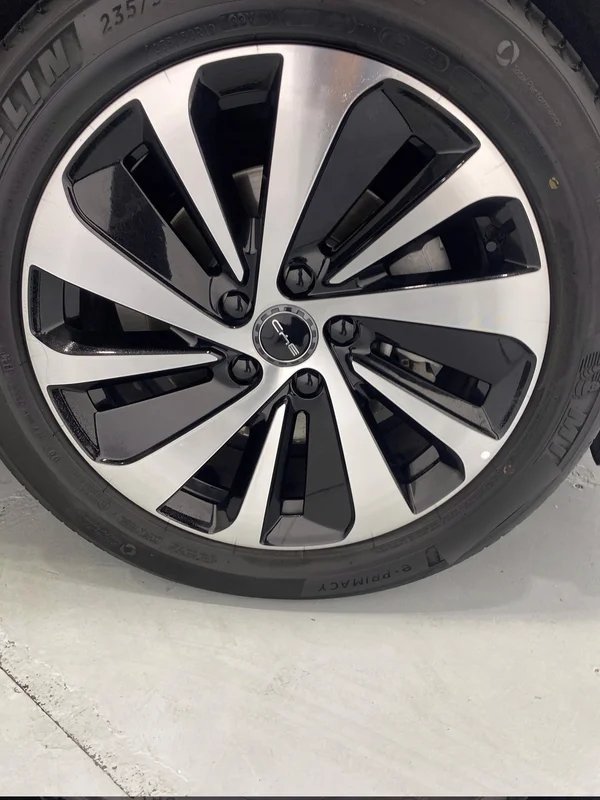 BYD Seal U PHEV (2024) — foto 32 van 45