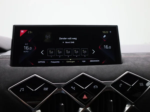 DS DS 3 (2022) — foto 8 van 42