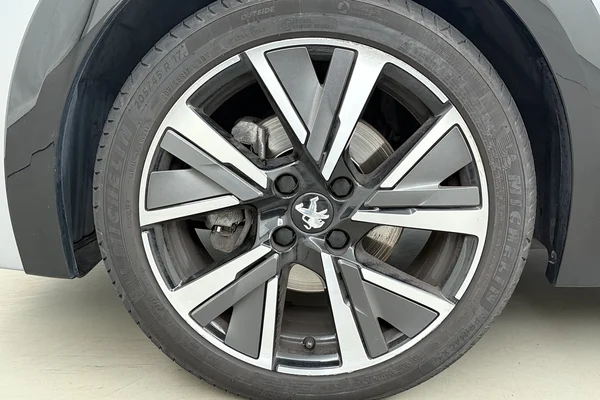 Peugeot 208 (2021) — foto 10 van 22