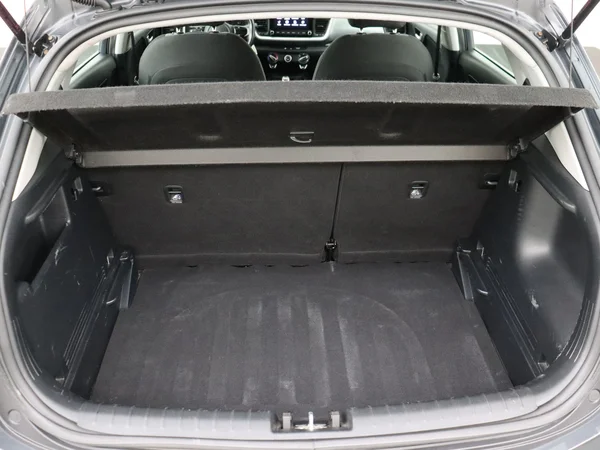 KIA Stonic (2022) — foto 8 van 23