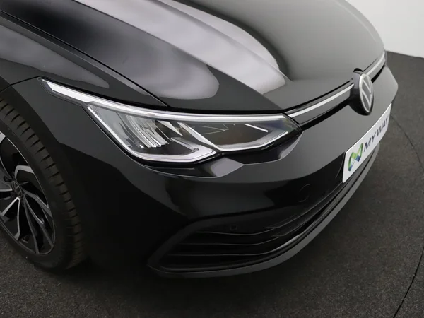 VOLKSWAGEN Golf VIII SW (2025) — foto 16 van 23