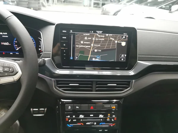 VOLKSWAGEN T-Cross (2025) — foto 4 van 15