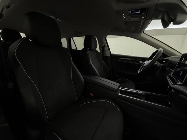 VOLKSWAGEN Passat SW (2025) — foto 17 van 19